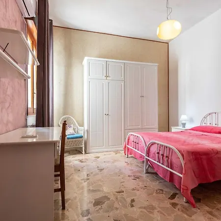 Apartman Tricarico A *